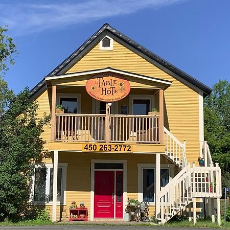 Auberge La Table D'Hote West Brome エクステリア 写真
