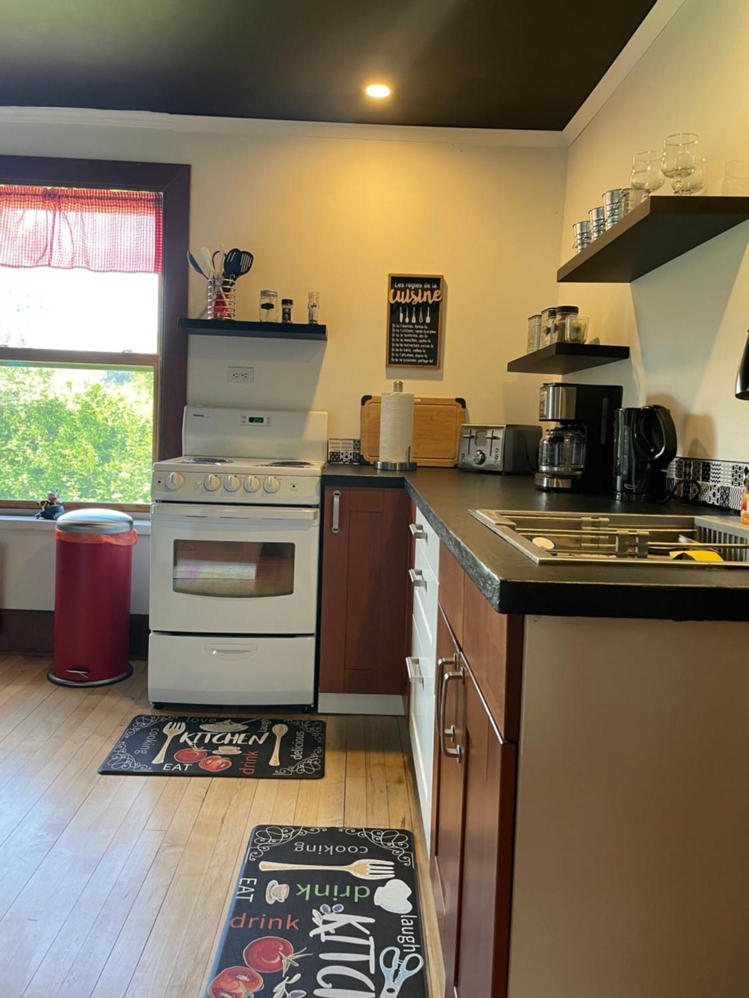 Auberge La Table D'Hote West Brome エクステリア 写真